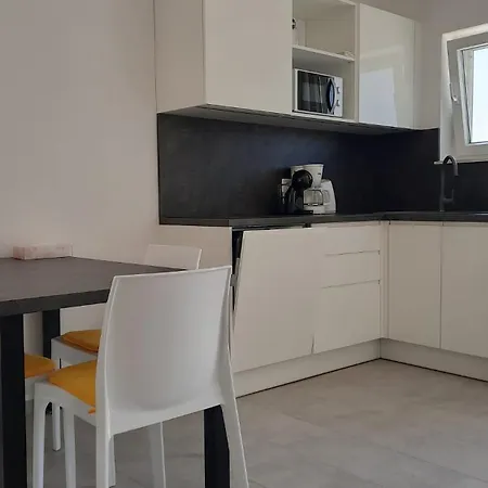 Apartment Dario Razanj