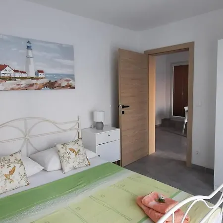 Dario Apartman Razanj