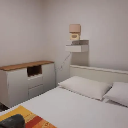 Apartment Dario Razanj