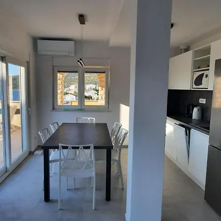 Dario Apartment